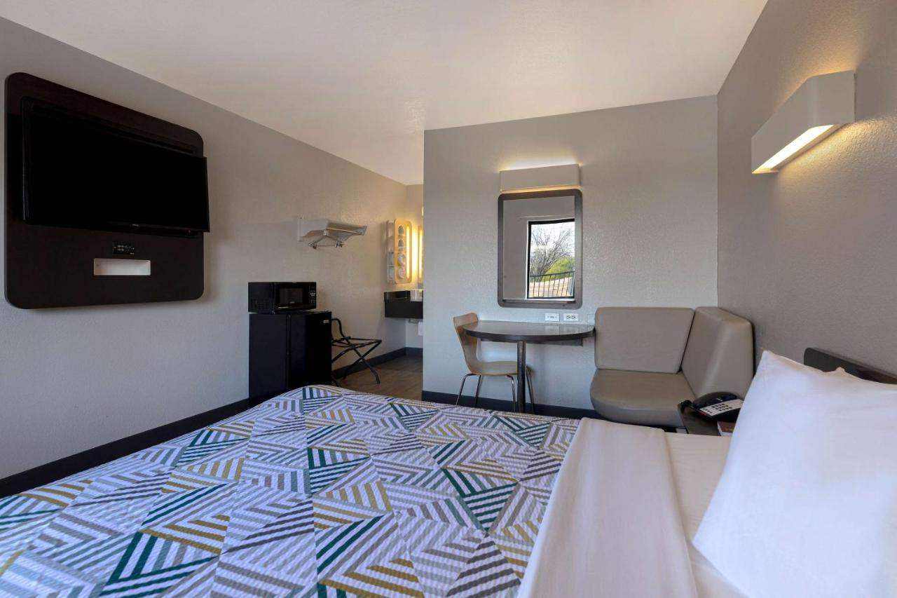 Motel 6-San Antonio, Tx - West Seaworld Экстерьер фото