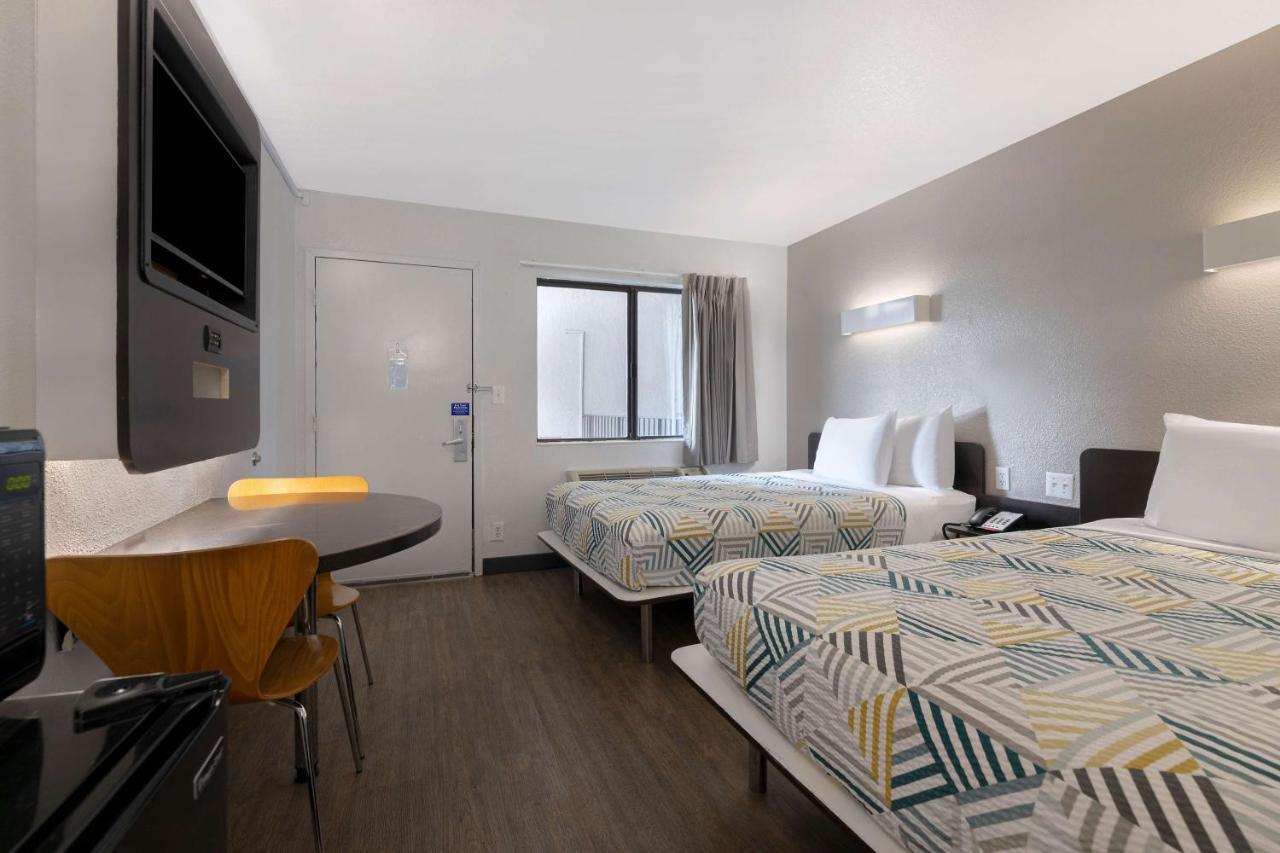 Motel 6-San Antonio, Tx - West Seaworld Экстерьер фото