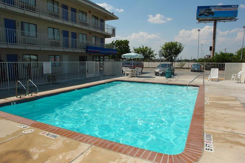Motel 6-San Antonio, Tx - West Seaworld Экстерьер фото